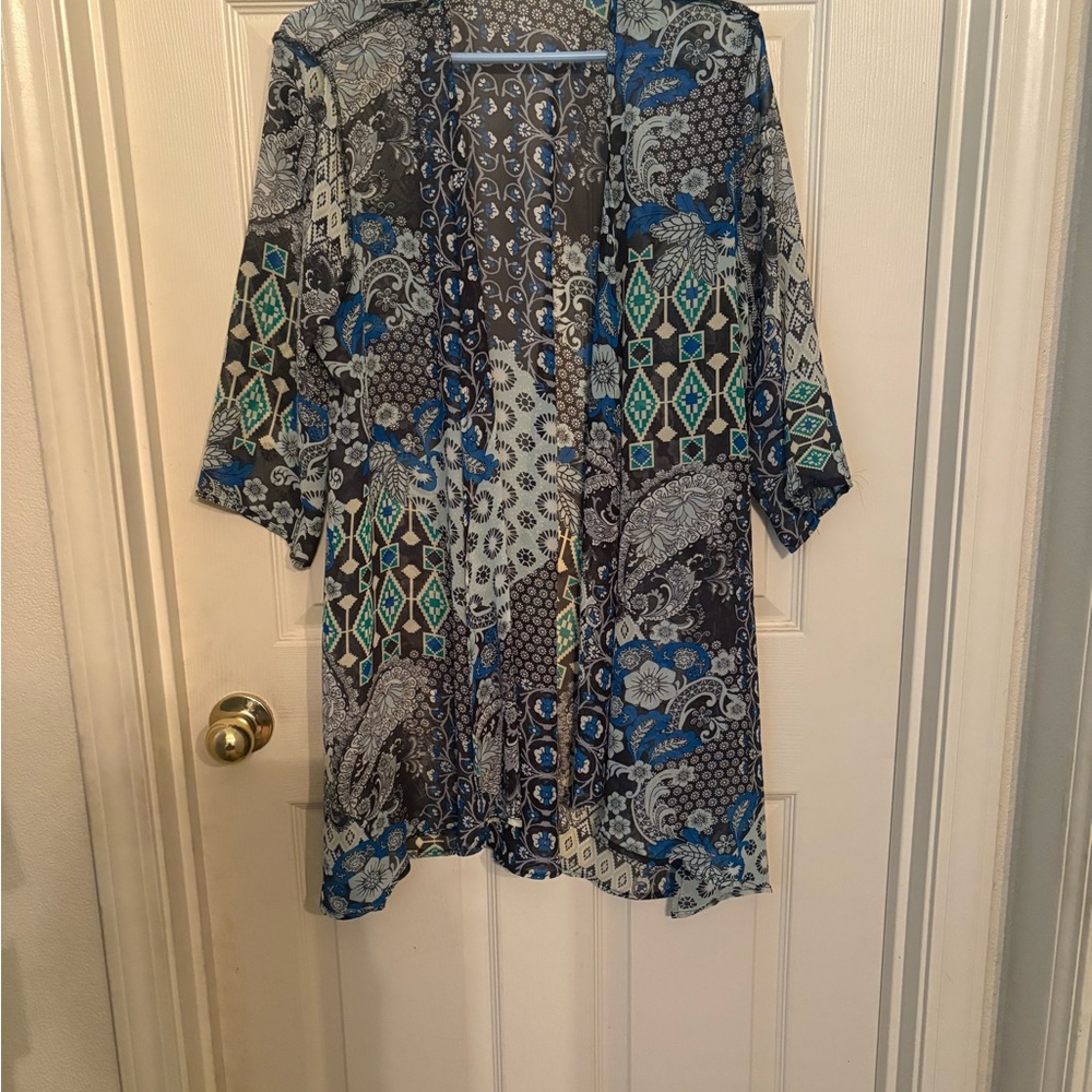 Blue and Gray Graphic 3/4 Sleeve Blazer
